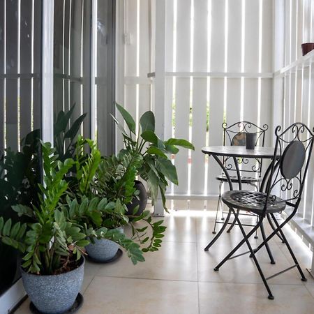 Ivs Bed And Breakfast Кінгстон Екстер'єр фото