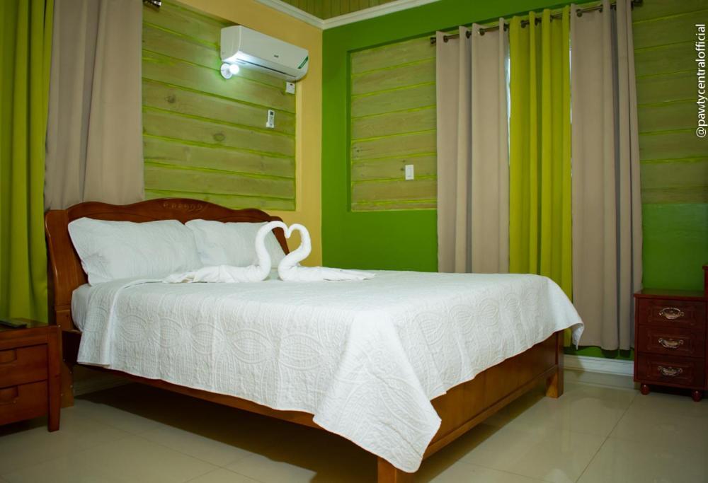 Ivs Bed And Breakfast Кінгстон Екстер'єр фото