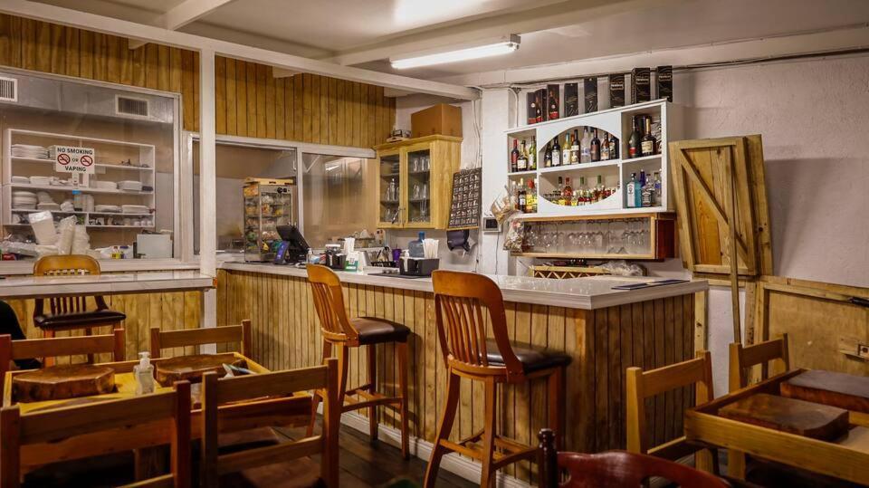 Ivs Bed And Breakfast Кінгстон Екстер'єр фото